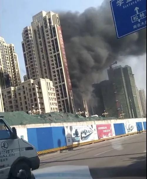 浓烟滚滚！江津这栋楼后续如何？米乐 M6米乐(图1)