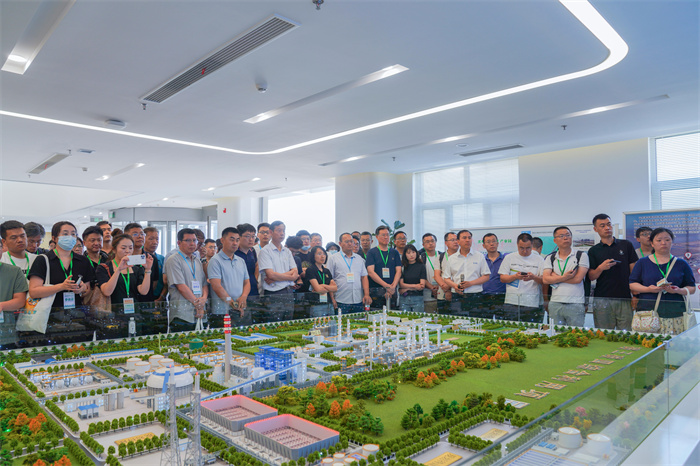 2023中国（滨州）新能源与新材料产米乐 M6米乐业发展大会圆满落幕(图15)