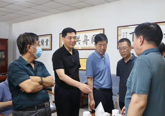 “科创中国”山西科技服务团来河米乐 M6米乐津开展新材料产业需求征集调研(图1)