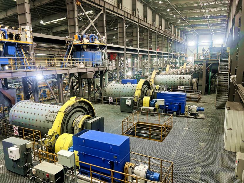 新材料 米乐M6 米乐新动能｜全球单体最大20万吨石墨选矿项目投料试车(图3)