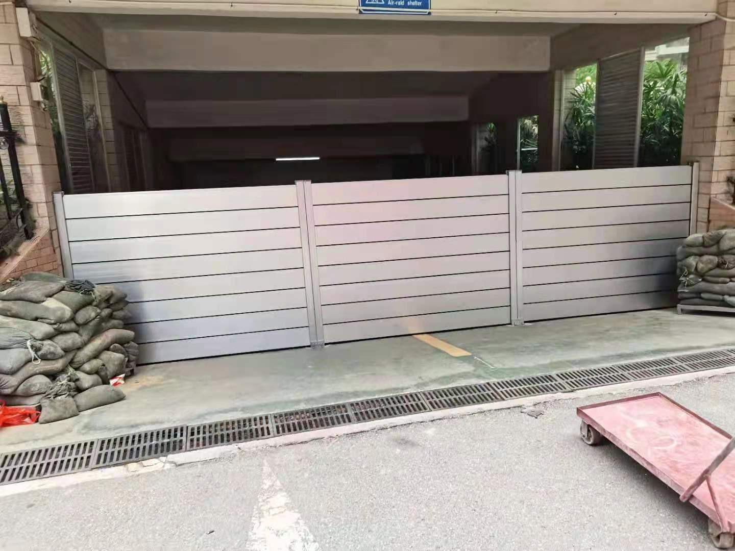 米乐 M6米乐防护挡板防汛 铝合金防水板安全可靠-搜了网(图2)