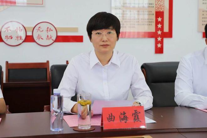 年产40万吨环保水基纳米乳液树脂项目签约仪式在吕艺镇举行(图3)