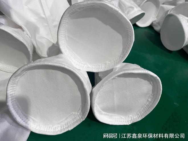【江苏鑫泉环保材料】扬州建筑用环保除尘PTFE滤袋(图1)